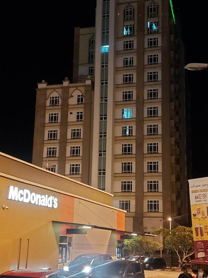 The Viana Apartment IV Kota Bharu Exterior foto